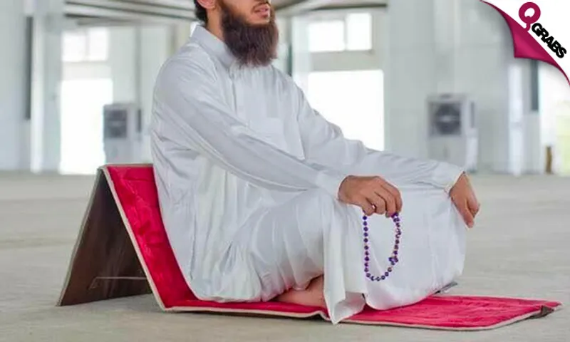 Foldable Prayer Mat with Back Support!